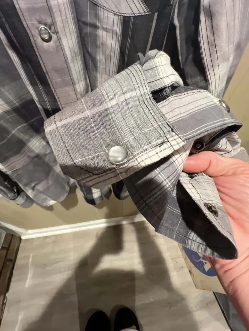 Levi's Men's Modern Western Long Sleeve Gray Plaid Pearl Snap Shirt